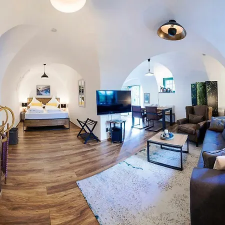 Hoferhaus Apartment *